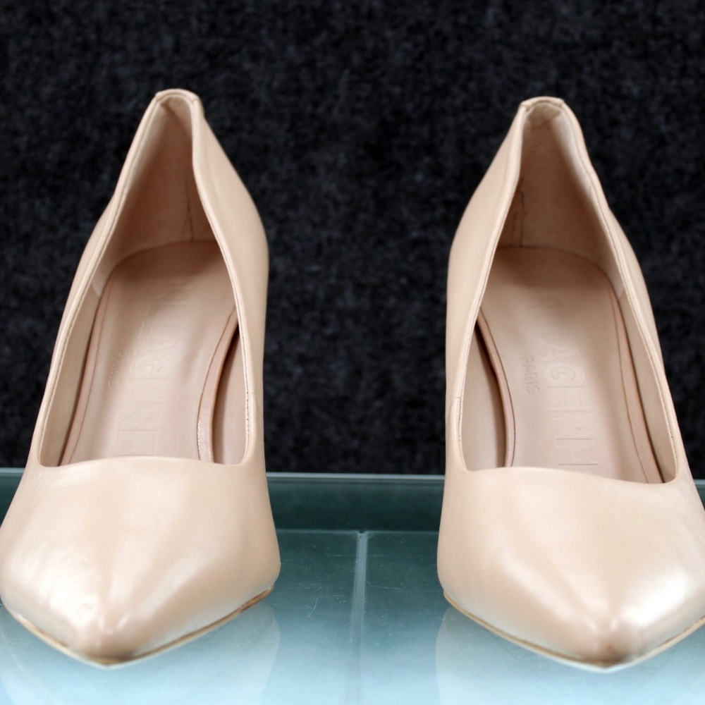 Karl Lagerfeld Paris Royale Cream Pump